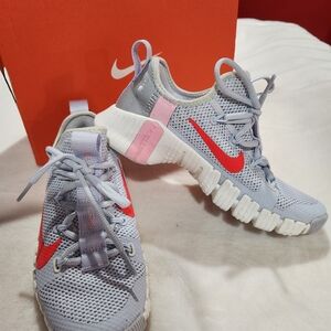 Nike Women's Free Metcon 3 Training Sneakers, Size 6